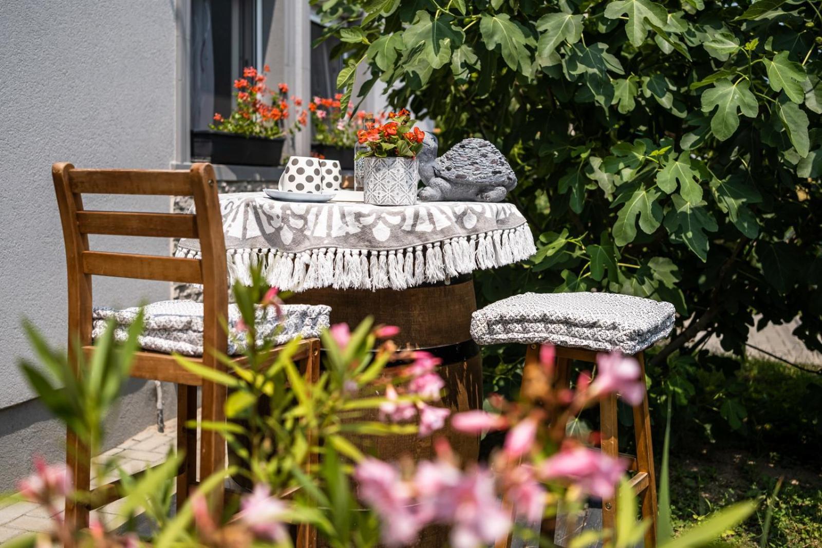 Szürke Vendégház Balatonkenesén Esterno foto